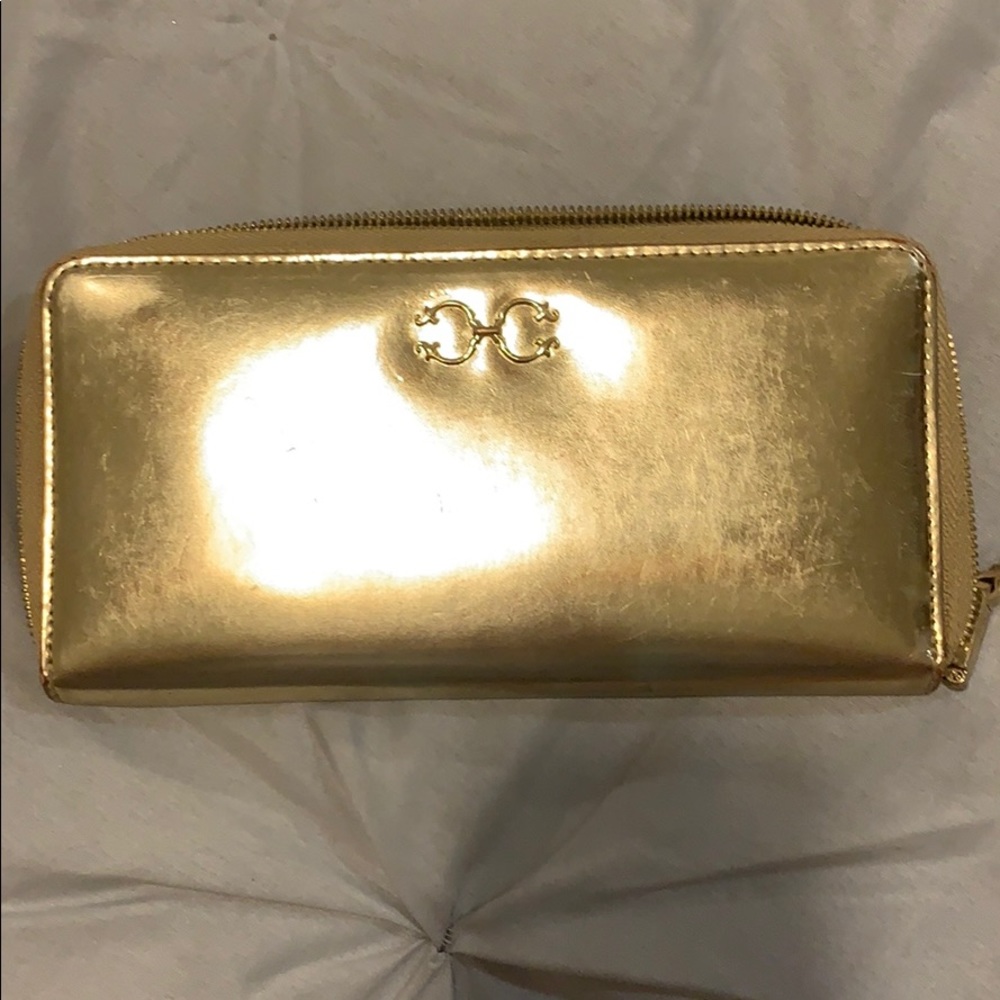 C. Wonder Gold Metallic Wallet